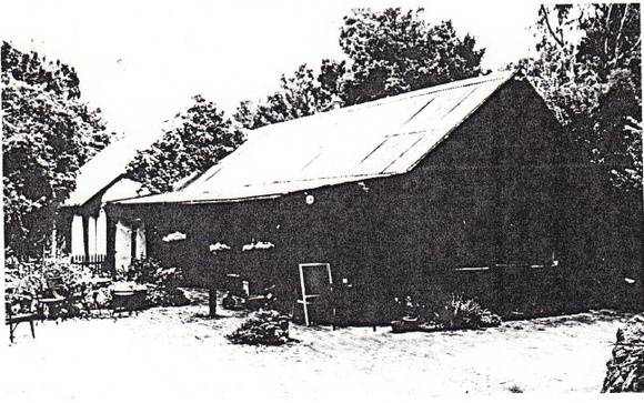 Souter House 19 Falkiner St Eltham Black & White 1 - Shire of Eltham Heritage Study 1992