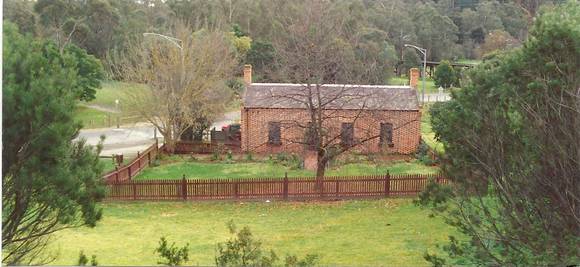 Shillinghaw Cottage Main Rd Eltham Colour 1 - Shire of Eltham Heritage Study 1992