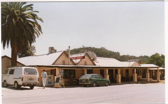 St Andrews Hotel Palm KangGround St Andrews Rd Colour 1 - Shire of Eltham Heritage Study 1992