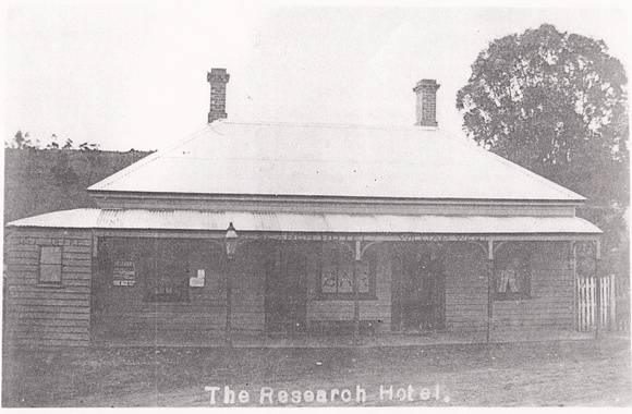 St Andrews Hotel Palm KangGround St Andrews Rd Colour 7 - Shire of Eltham Heritage Study 1992