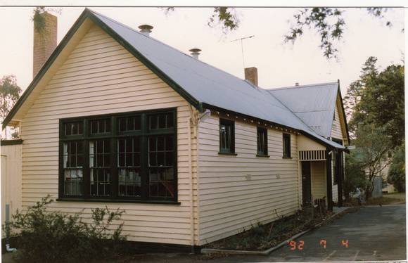 Panton Hill Primary Schoool and Memorial Bell Colour 4 - Shire of Eltham Heritage Study 1992