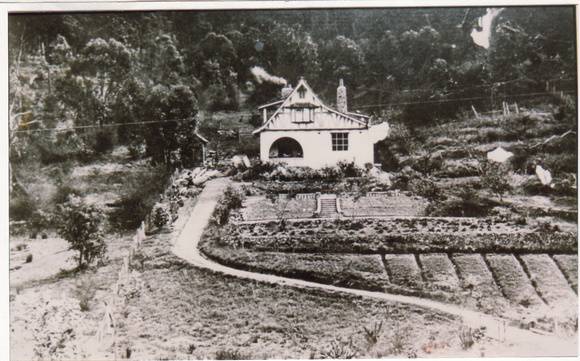 Penleigh Boyd House North Warrandyte Black & White 1 - Shire of Eltham Heritage Study 1992