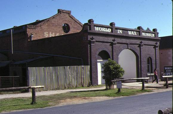 shackells bond store echuca side view may1979