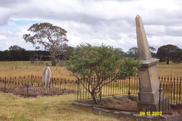 23473 Dunkeld Cemetery  Old  2258