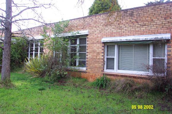 23643 Eaton Park Glenthompson facade 1221
