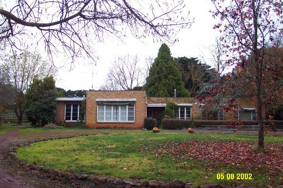 23643 Eaton Park Glenthompson facade 1225