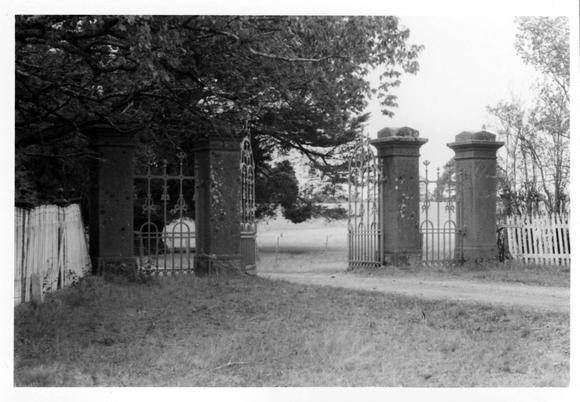 Illustration 2 State Library of Victoria, JOhn T Collins Collection, 9 April 1983. Showing gates and picket fences prior to reconstruction.jpg