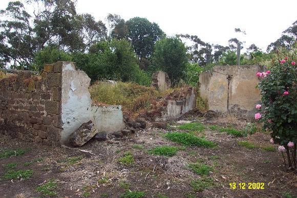 23280 General Store ruins  Byaduk 2296