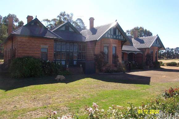 23434 Glendinning Homestead Balmoral facade 2132