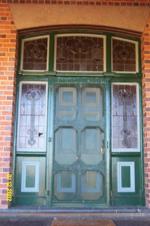 23434 Glendinning Homestead Balmoral front door 2134