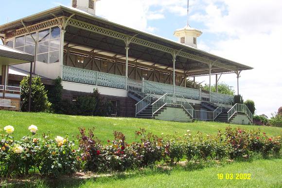 23522 Hamilton Racecourse Grandstand  old  1837
