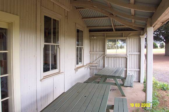 23522 Hamilton Racecourse Grandstand  old  side 1844