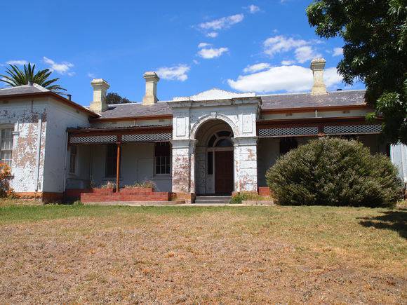 H1223 ARADALE LHA 2015 3.JPG