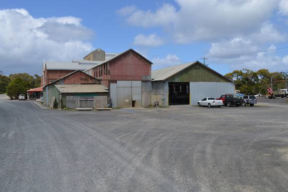 H1778 WONTHAGGI STATE COAL MINE CENTRAL PRECINCT LHA 2015 2.JPG