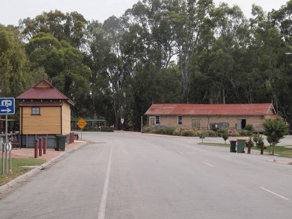 H1570 KOONDROOK TRAM COMPLEX LHA 2015 1.JPG