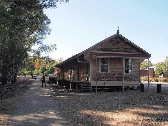 H1570 KOONDROOK TRAM COMPLEX LHA 2015 3.JPG