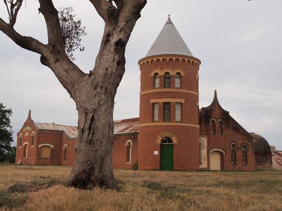 H0334 MOUNT OPHIR WINERY LHA 2015 1.JPG