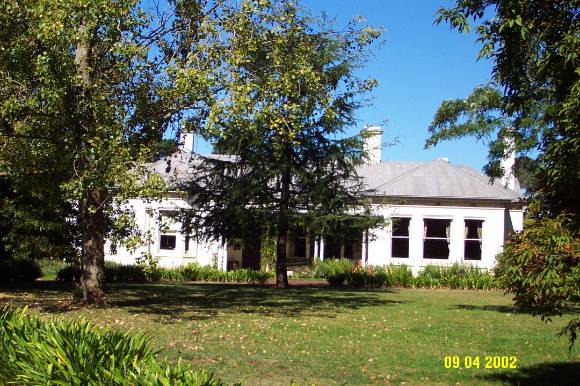23221 Koornong Homestead front verandah 0707