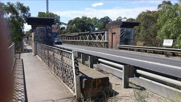 Chandler Highway Bridge looking to the north (City of Yarra) 
from the southern side of the bridge (City of Boroondara).jpg