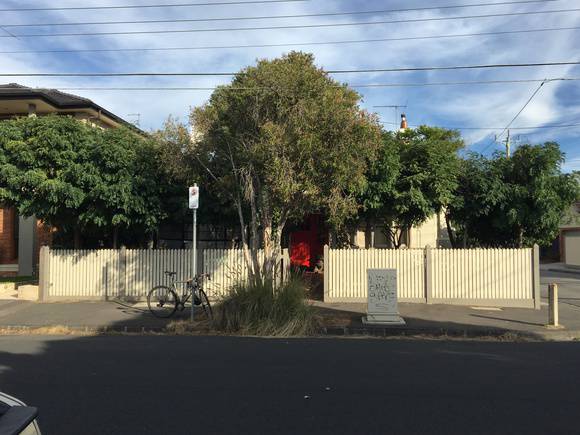64 Hickford Street BRUNSWICK EAST