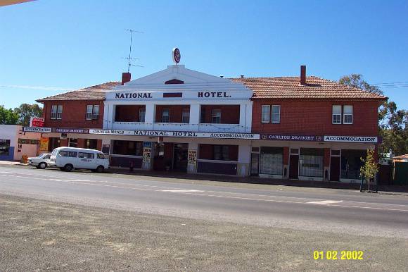 23093 National Hotel Coleraine 0507