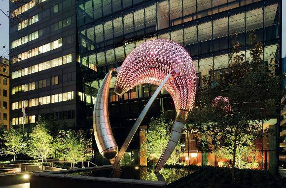 B7690 Orion - Night View, St Kilda Road. Courtesy of John Gollings.