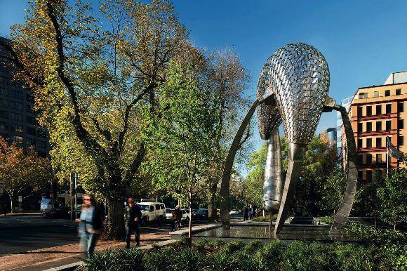 B7690 Orion - Day View, St Kilda Road. Courtesy of John Gollings.