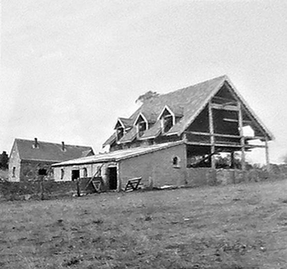 Barn, milking shed and dairy (Thomsom Family photograph, c1948) - 29 Edwin Road, Templestowe