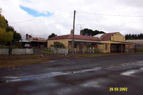 23301 Price s bakery Branxholme 0564