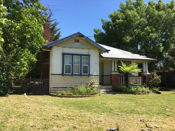 State Bank & War Services Homes Group - 11 Rogers St