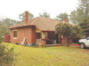2011, caretaker's house.gif