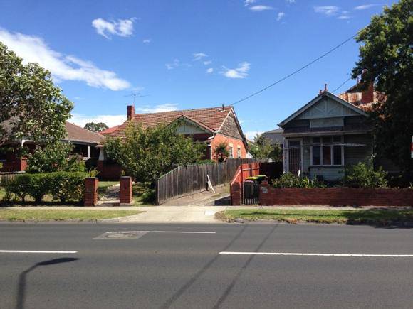 Pascoe Vale Road precinct