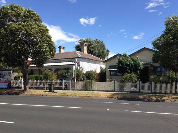 Pascoe Vale Road precinct