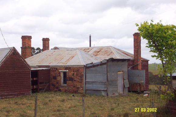 23205 Springwood Homestead Wannon stone cottage 2063