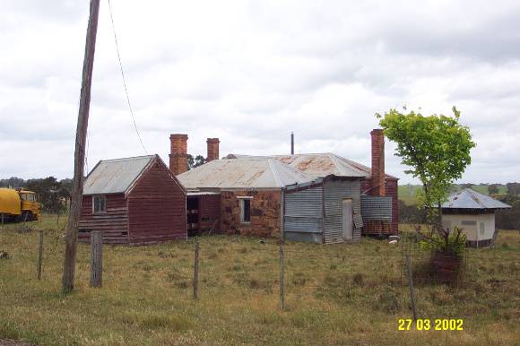23205 Springwood Homestead Wannon stone cottage 2064