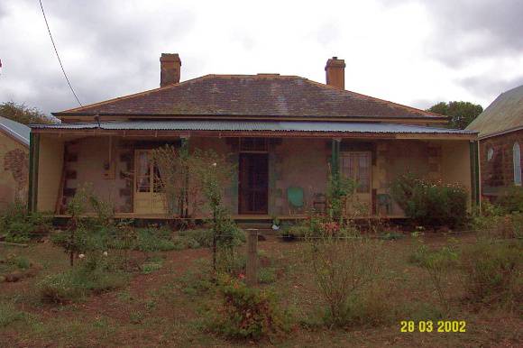 23294 St Andrews Manse Branxholme 0630