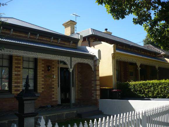 Park Street precinct north side (nos. 102 - 100)