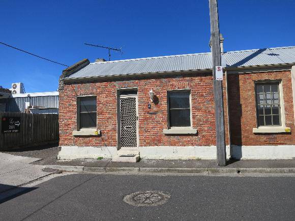 4, 6 McCann Place