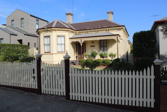 35 St Leonards Road Ascot Vale
