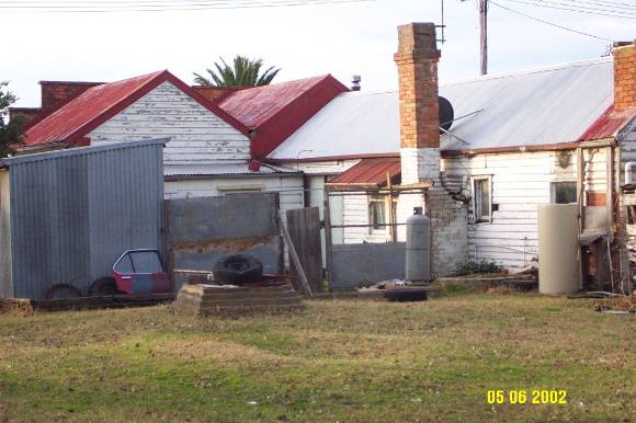 23454 Turners Store Glenthompson  rear view 1105