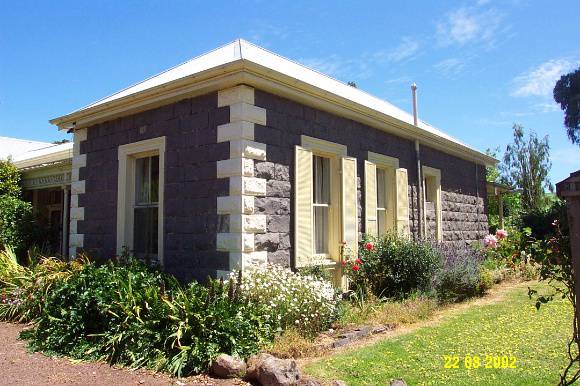 23187 Warrayure Homestead Complex side windows 1882