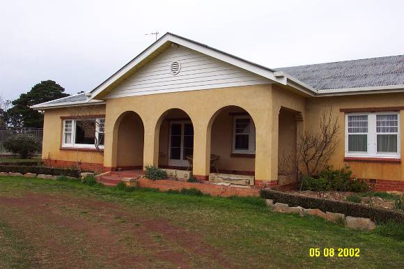 23399 Wintoc Glenthompson facade 1201