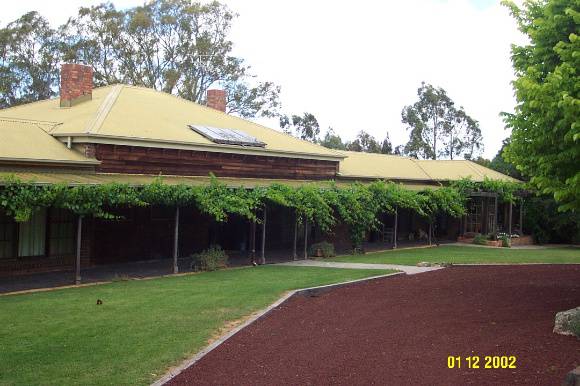 23222 Yat Nat Homestead Balmoral rear 2192