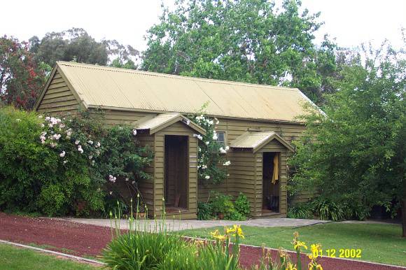 23222 Yat Nat Homestead Balmoral service wing 2191