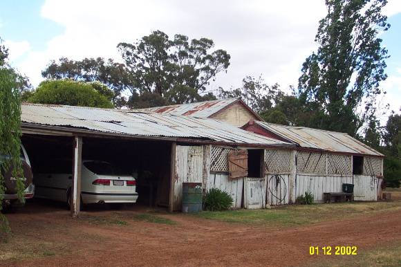 23222 Yat Nat Homestead Balmoral stables 2190