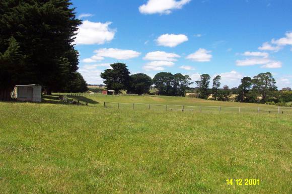 23234 Yulecart Memorial Hall tenniscourts 0306