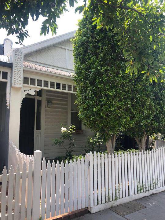 1 Chandlers Rd, Malvern
