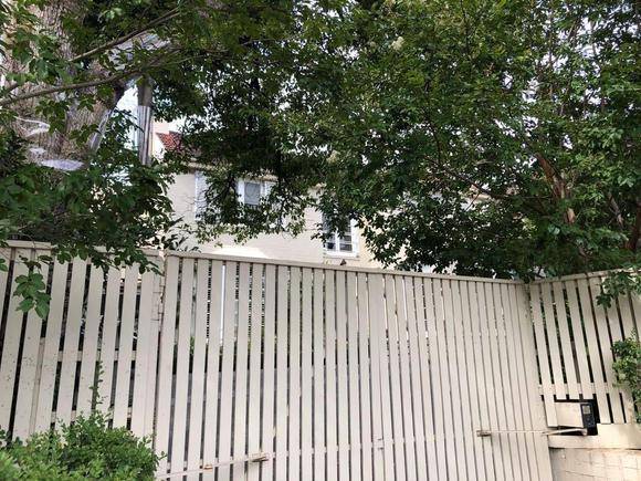 20 Somers Avenue, Malvern