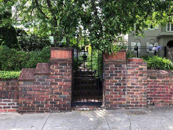 376 Glenferrie Road, Malvern