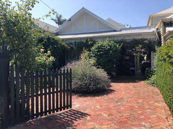 7 Parkside Street, Malvern